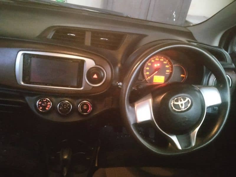 Toyota Vitz 2012 13