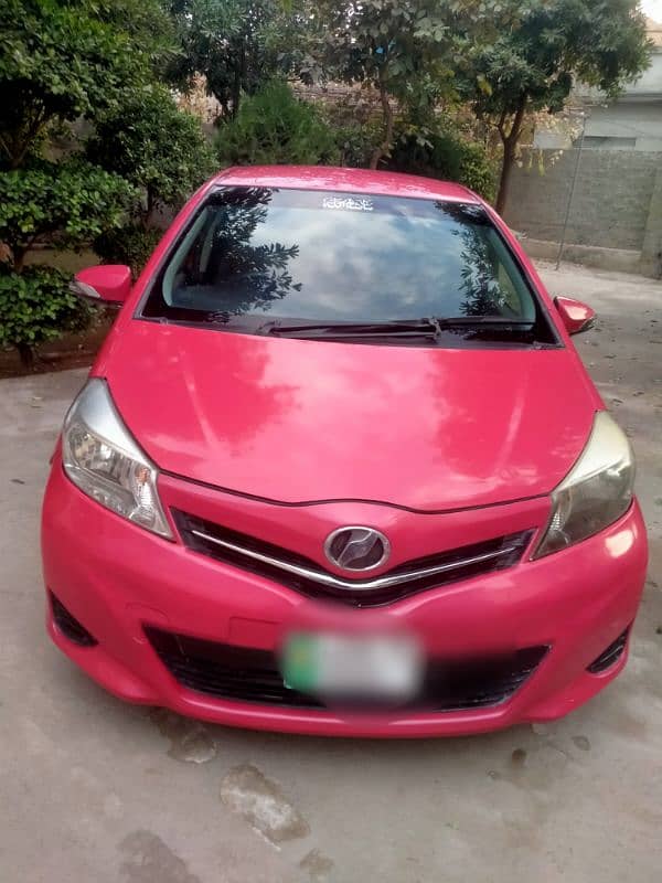 Toyota Vitz 2012 17