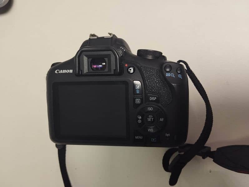 Canon EOS 2000D DSLR | 24.1MP | Bag & 64GB Card | Excellent Deal! 1