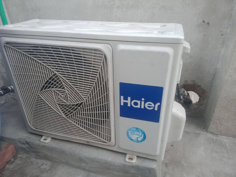 haier  DC inverter 1 ton 03095525953 2