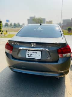 Honda City 2009 Auto Lahore REG My Own Name