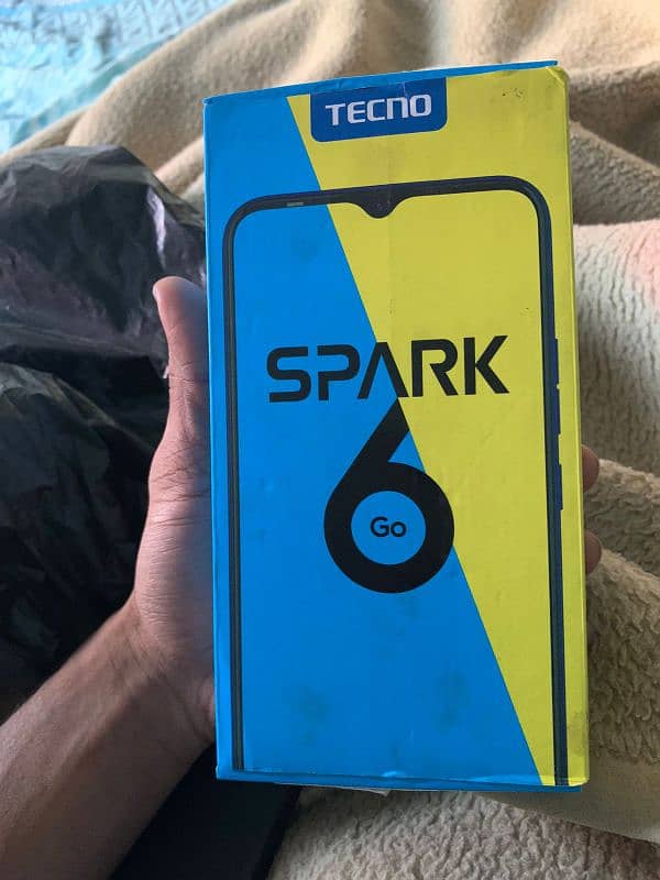 tecno spark 6go 2