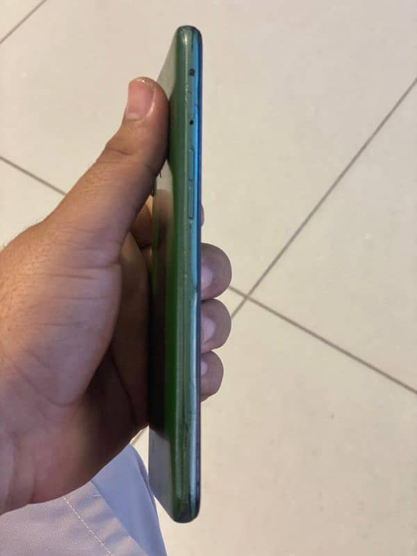 Realmi 6i 4