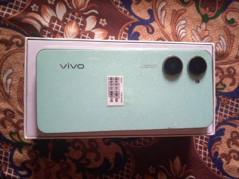 Vivo Y03 4/64 10/10 condition 9months warranty hai lekin phone 1