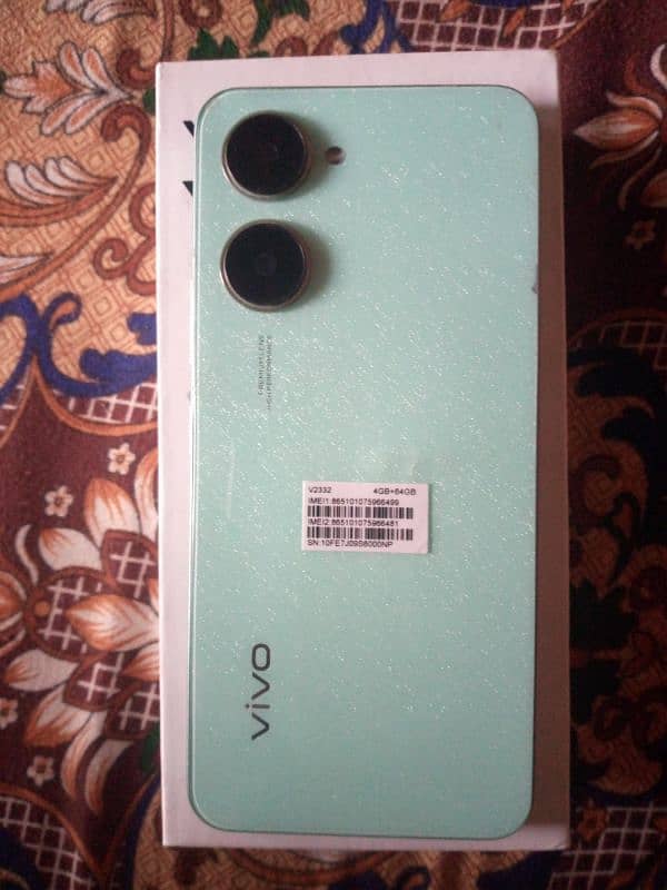 Vivo Y03 4/64 10/10 condition 9months warranty hai lekin phone 7