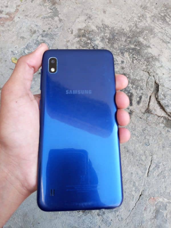 Samsung Galaxy A10 (2/32) (9.5/10 Condition) 1