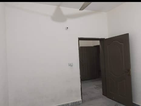 3 Marla 2nd Floor Flat For Rent In Township D1 Lahore 1