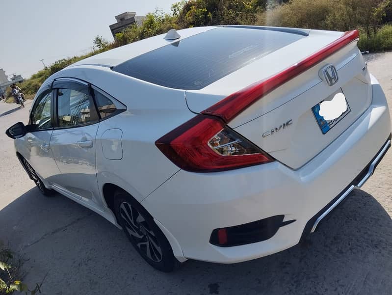 Honda Civic 1.8 UG VTi Oriel Prosmatec 2017 Model 3