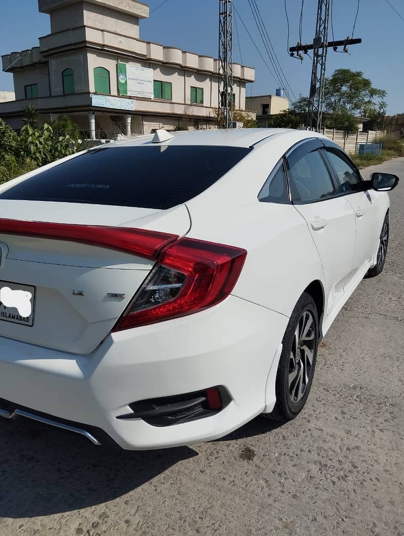 Honda Civic 1.8 UG VTi Oriel Prosmatec 2017 Model 6