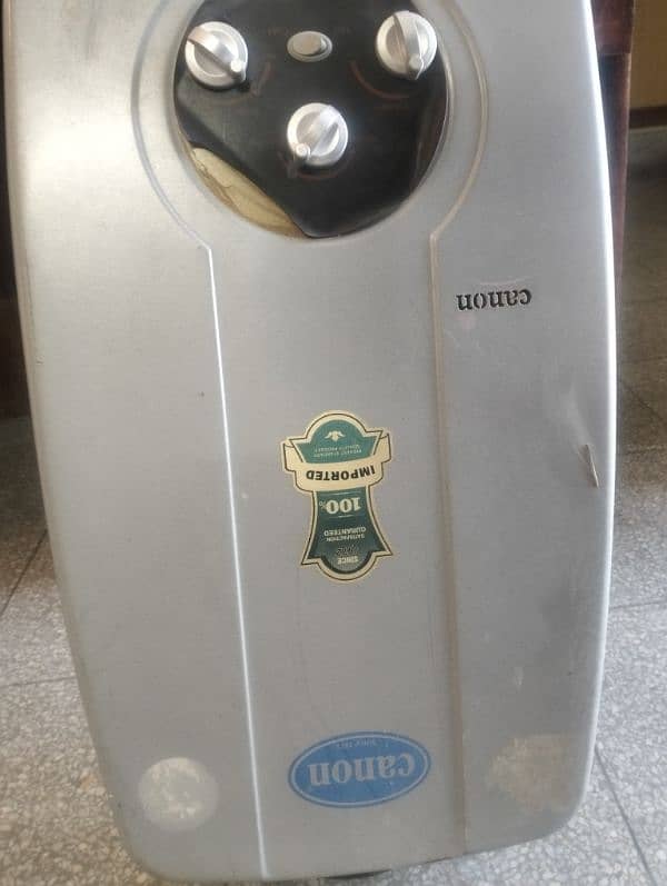 Canon Instant Gas Heater of 10 Liter Capacity 0