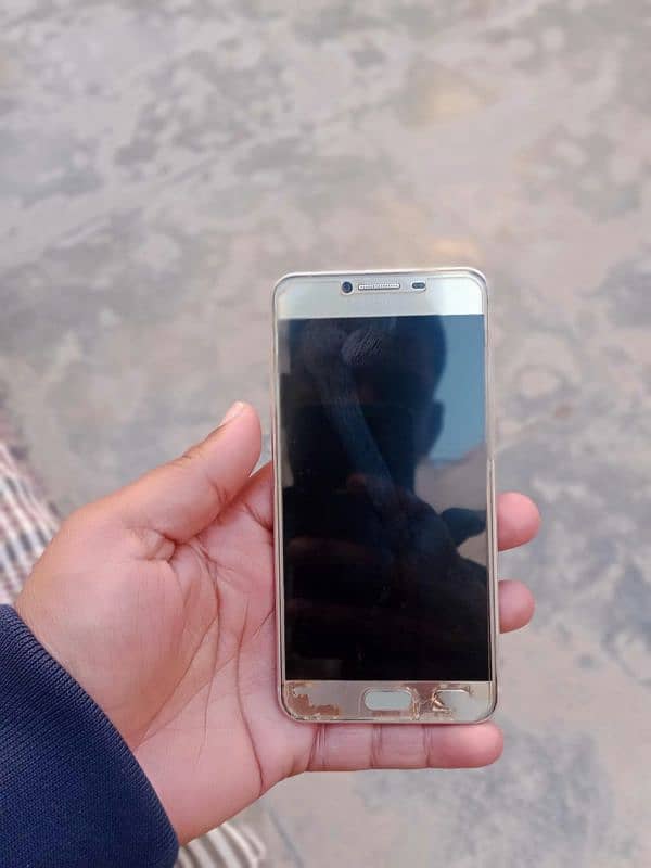 Samsung galaxy c5 good condition 1