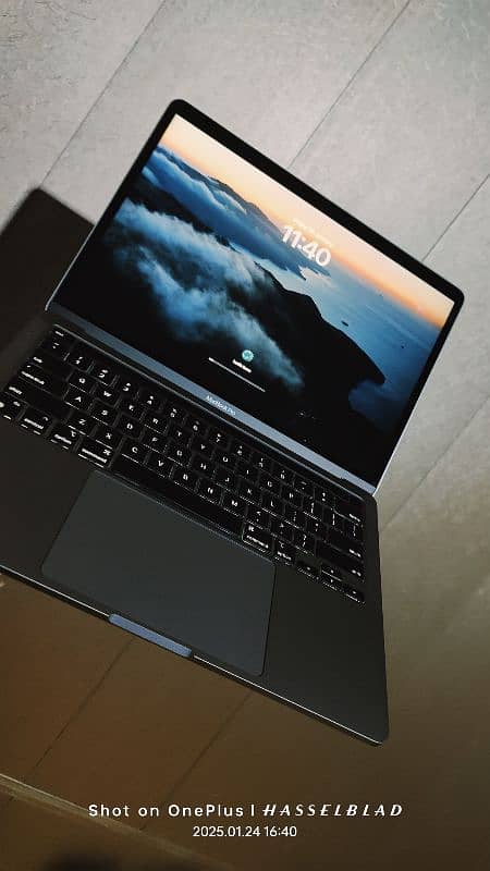 MACBOOK PRO 13-INCH M1 CHIP 8GB/512GB 10