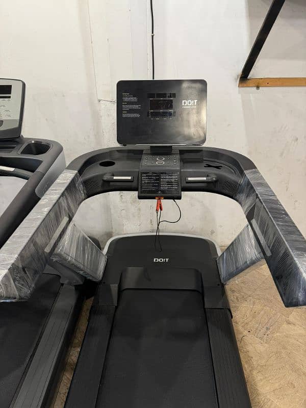 Etanza / LifeFitness / Precor / Lesco / Technogym / cybex Treadmill 8