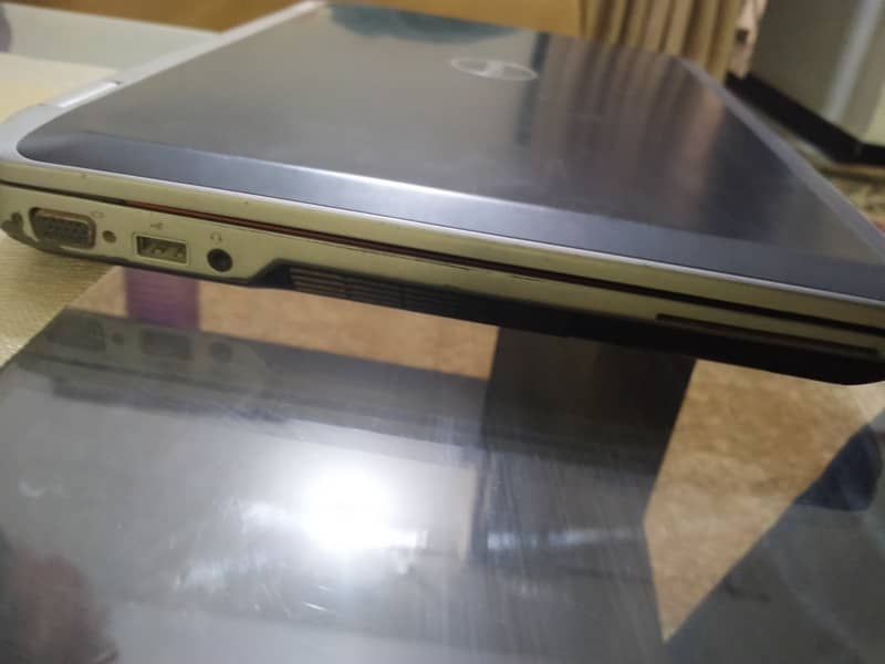 Dell latitude Corei7 2nd generation 3