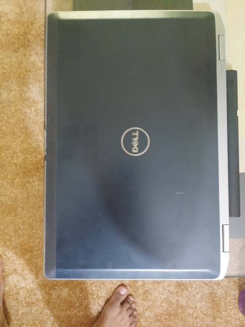 Dell latitude Corei7 2nd generation 6