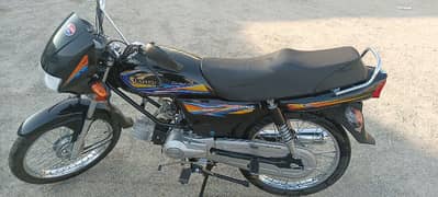 united 100 cc black brand new bike