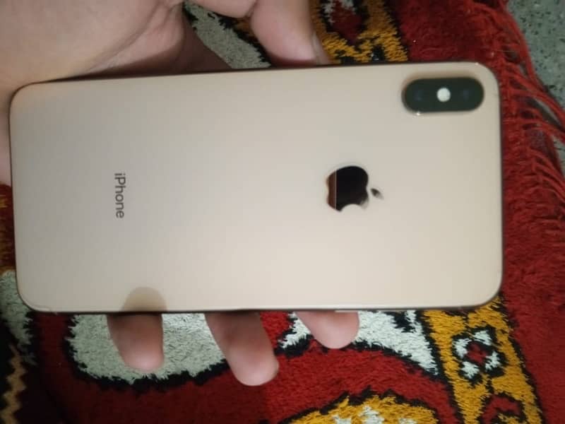 iPhone XS Max 3