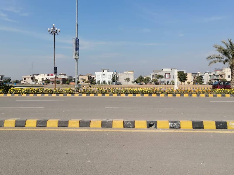 On-Ground,Ready to Construct 5 Marla plot is available for sale 3300 series of overseas block of Park view city Lahore 23