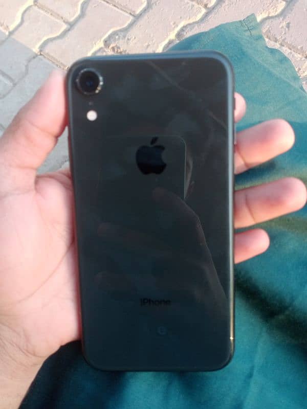 i phone XR 64gb 1