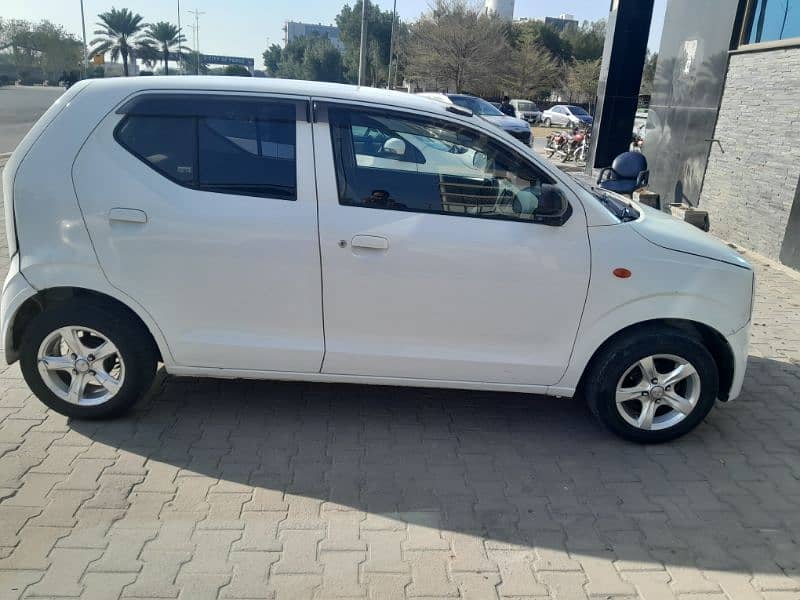 Suzuki Alto 2015 3