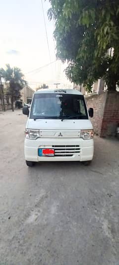 Mitsubishi Minicab Bravo 2019