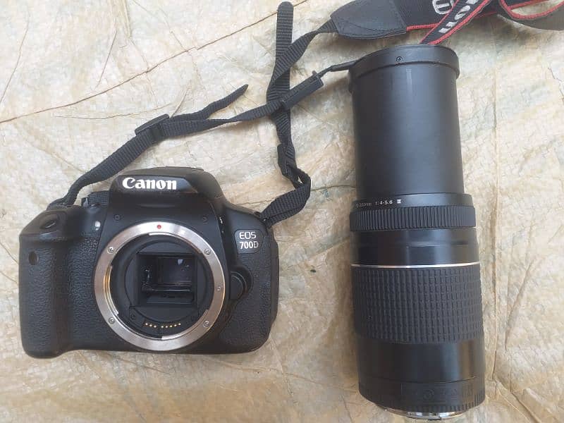 CANON 700D DSLR CAMERA 4