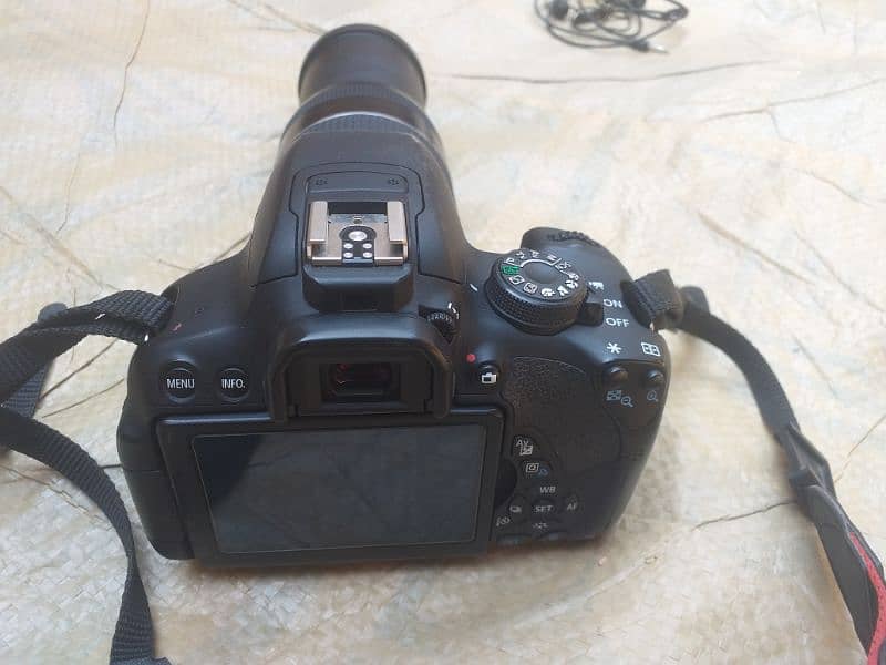 CANON 700D DSLR CAMERA 6