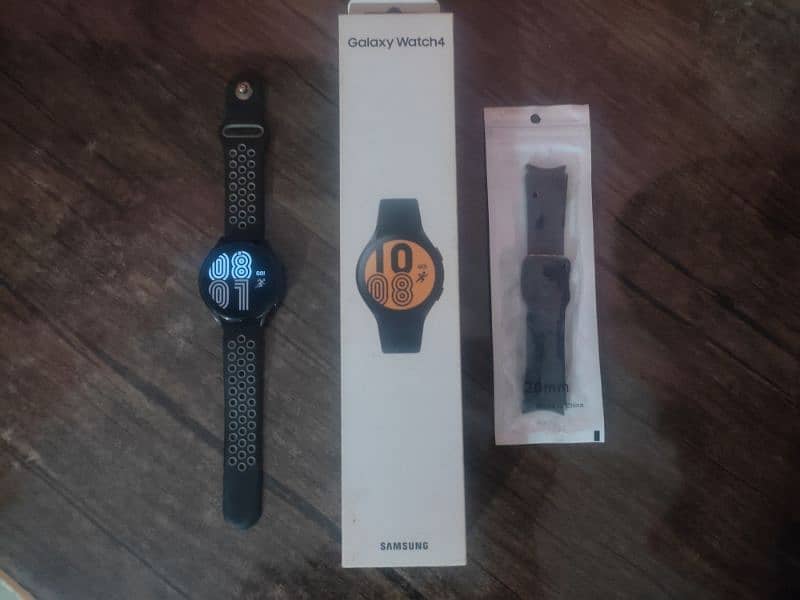 Samsung Galaxy Watch 4 44mm 0