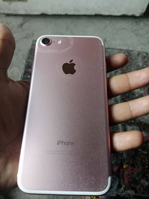 Iphone 7 32GB with good condition 10/8 Pta approved 2