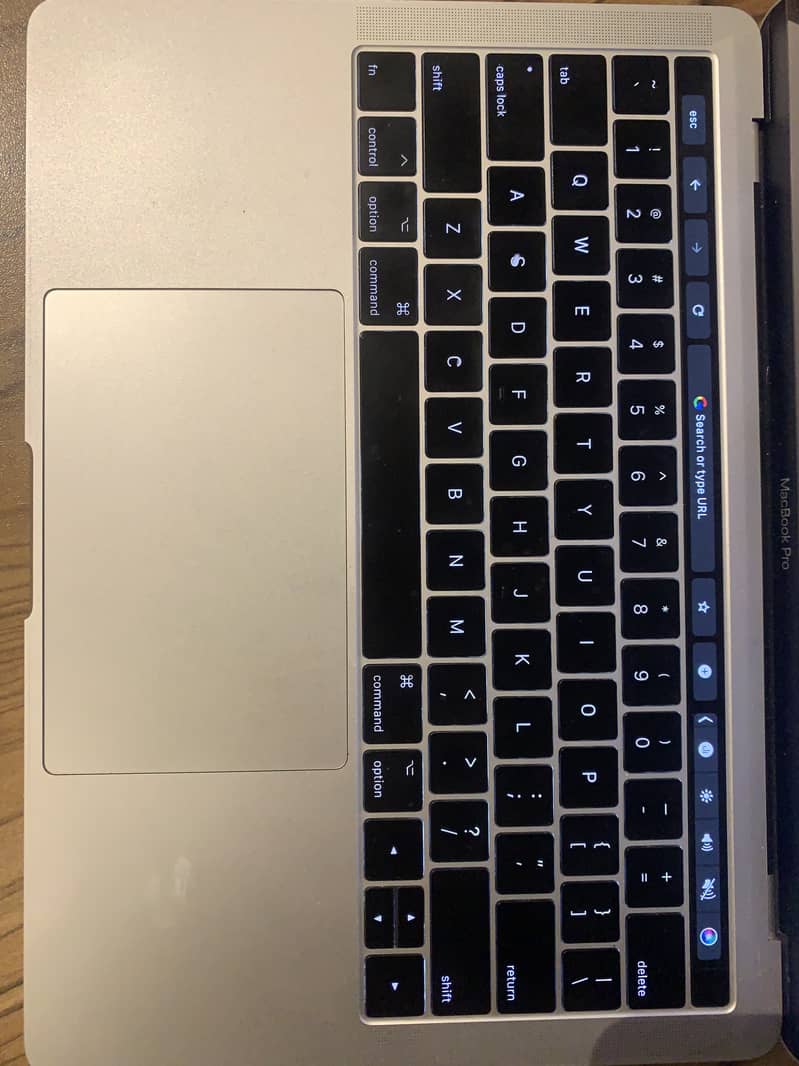 Macbook Pro 2017 8gp 256gp 5