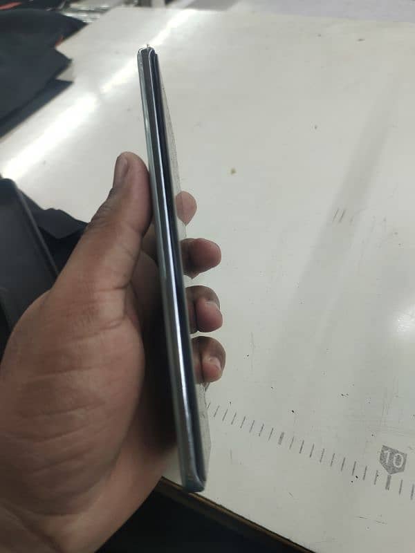 vivo v30 1