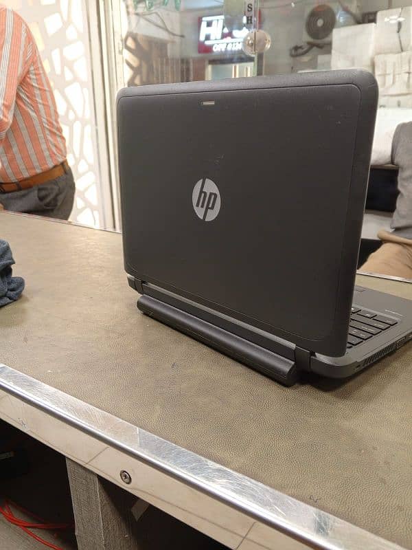 HP ProBook 11 G2 0