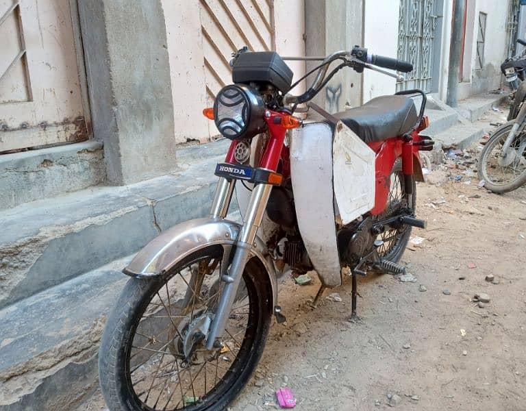 Honda 70cc UrgenT Sale. . 4