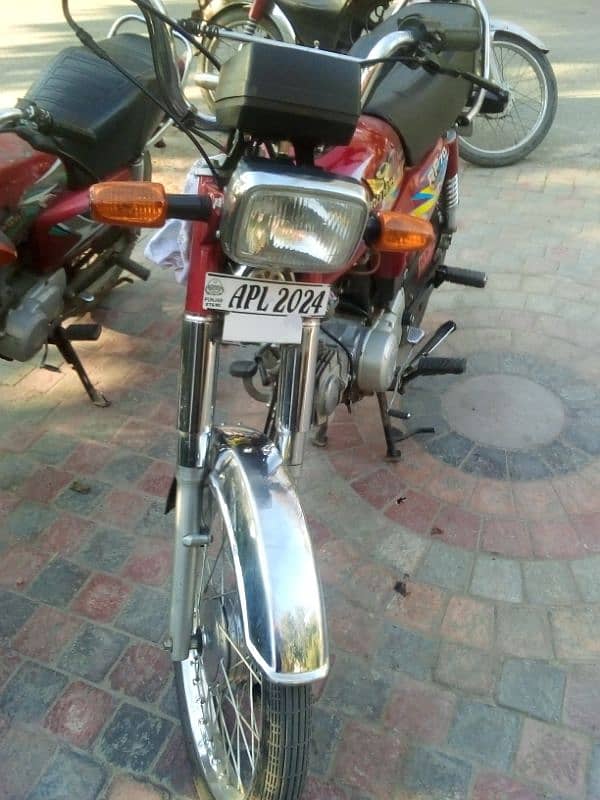 ROAD PRINCE 70CC IN GOOD CONDITION 2