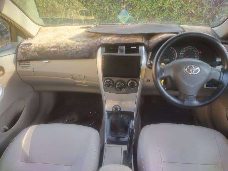 Toyota Corolla 2011 8