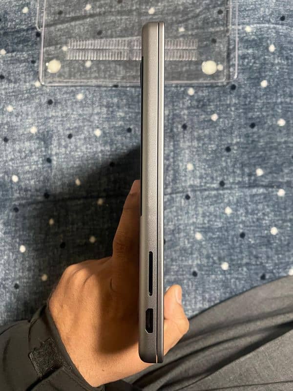 Macbook Pro M3, 8/512, 3