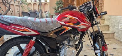 BrandNew Honda Cb125F (coctail Red)