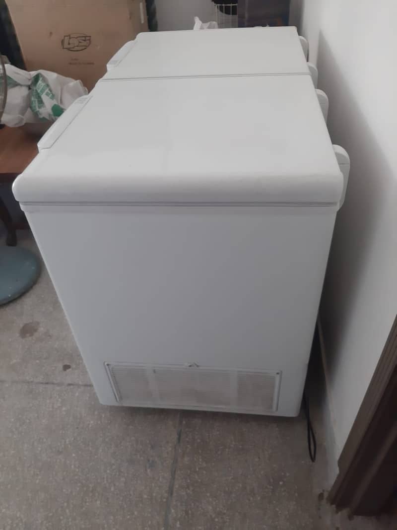 Hire Freezer HDF-385H 2