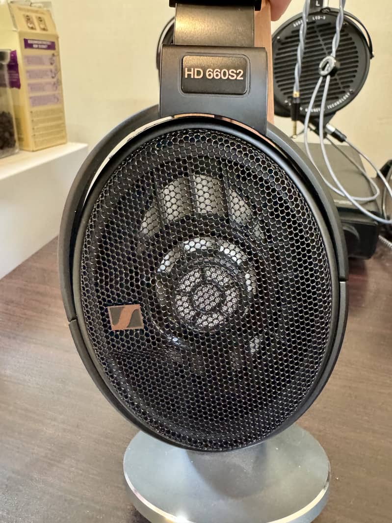 Sennheiser HD660S2 Hifi Headphone (Price is FINAL) 0