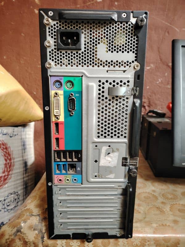 Tower PC, LCD with Genuine Speakers 3