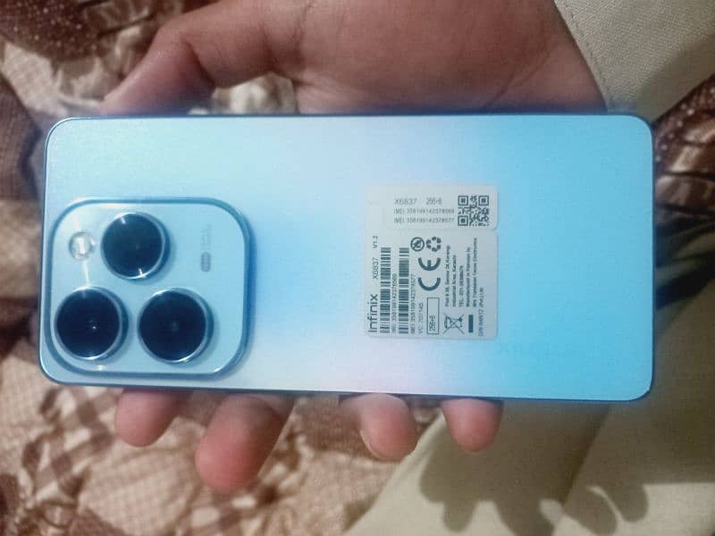 infinix HOT 40 pro 0