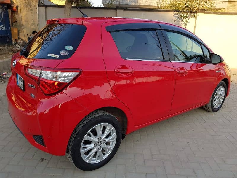 Toyota Vitz 2018 10