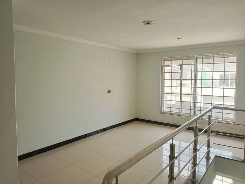 Upper Portion For Rent 6