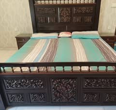 King size bed along with double bed matress