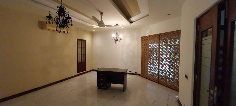 1 Kanal House For Rent in Reasonable Price 0