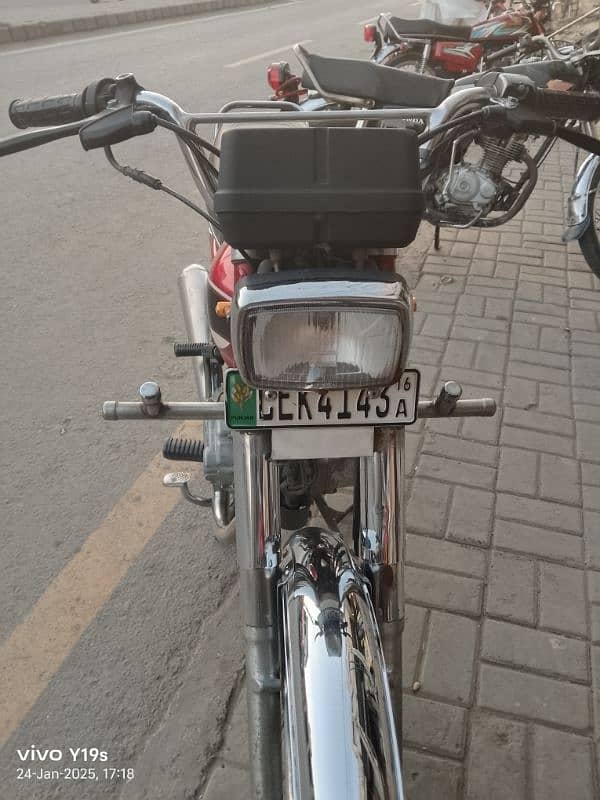 Honda 125 bike okay hai baki apna rate batu 5