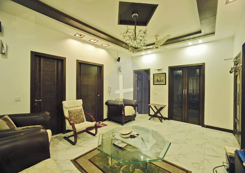 7 Marla Modern Bungalow For Sale Servant Quarter Basement In DHA Phase 6 Block J Near To KFC & Tim Hortons 5