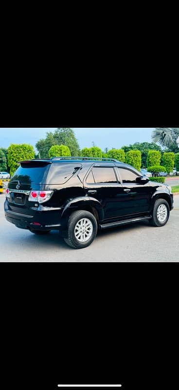 Toyota Fortuner 2013 11