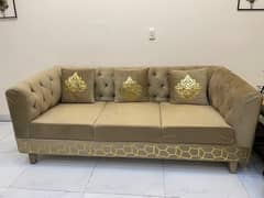 Formal sofa set