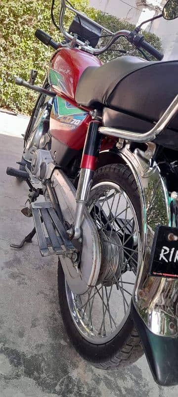 Honda CD70 Bike for sall 4